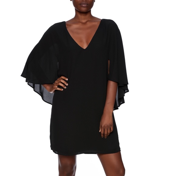 cupcakes & cashmere Dresses & Skirts - C&C Anthro Black Keyhole Flowy Batwing Dress M